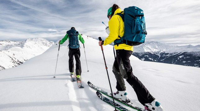 ski touring guide hight mountain